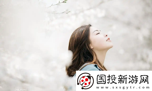 公交車短裙挺進太深了h女友